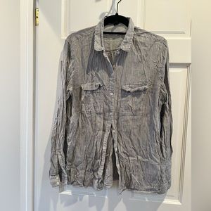 Gap boyfriend fit long sleeve top